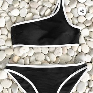 New with tags, never worn bikini